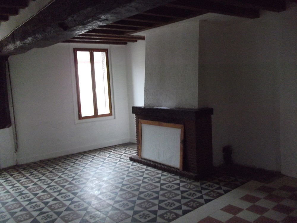 Location Maison Maison F3 + jardin , atelier et cour à BREZOLLES 23Km Dreux Brezolles