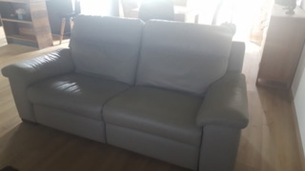Canap&eacute; cuir relax 3 places couleur gris clair Meubles