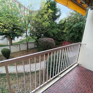  Appartement à louer 3 pièces 64 m²