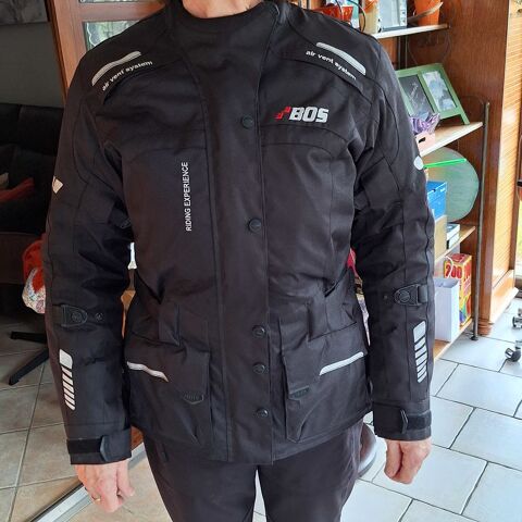 Veste moto femme
90 Maleville (12)
