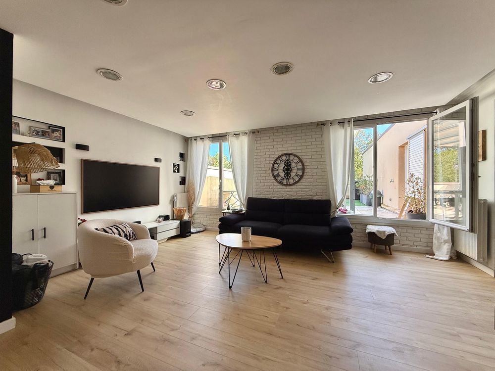 Vente Appartement Duplex 79 m2 + terrasse 52 m2 vue sur forêt Maurepas