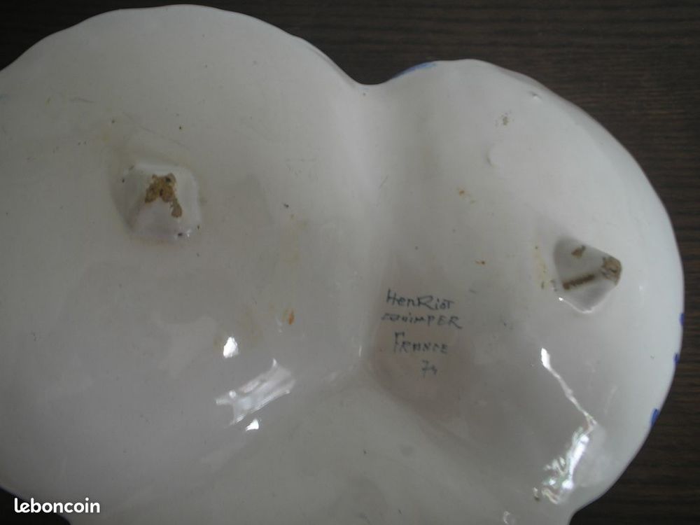 Serviteur 3 compartiments en fa&iuml;ence Henriot Quimper
Vintage 