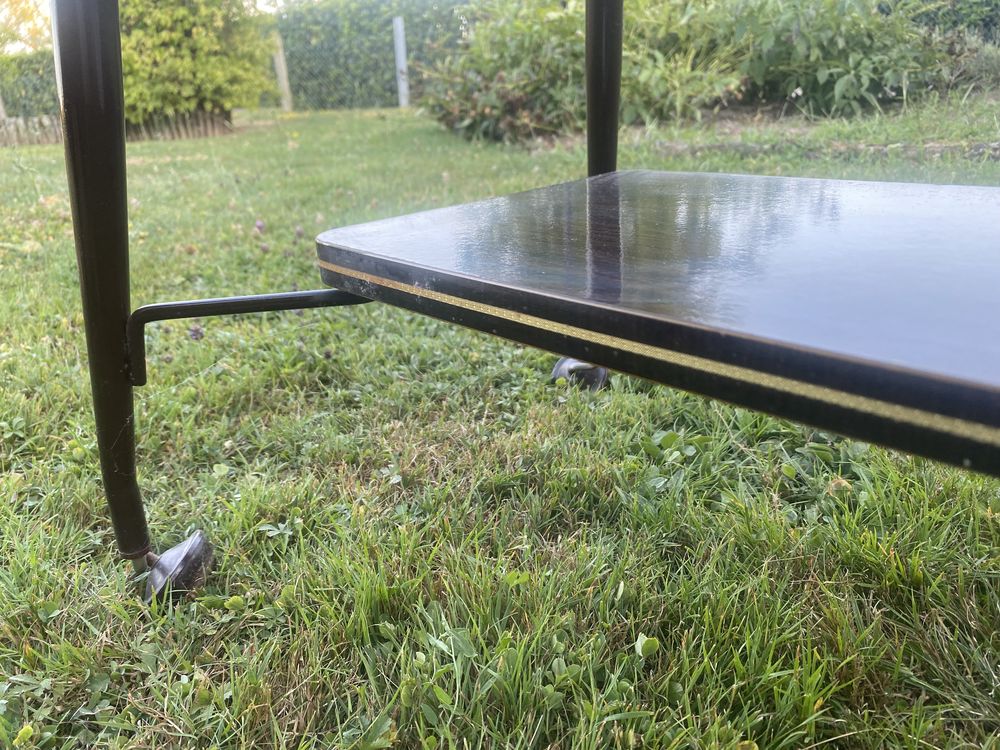 Desserte, ancienne table de t&eacute;l&eacute; &agrave; roulettes Meubles