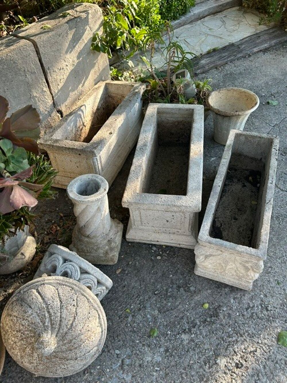 Lot jardini&egrave;res pierre ext&eacute;rieur Jardin