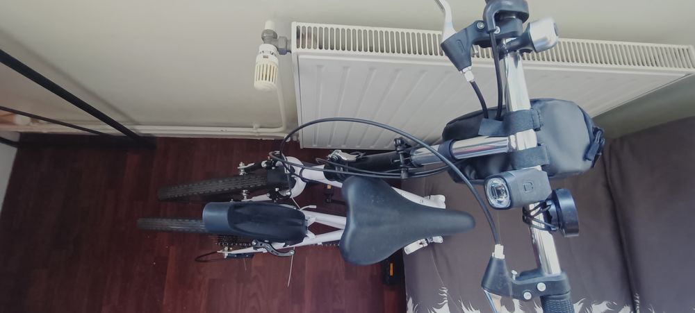 V&eacute;lo pliant neuf Vlos