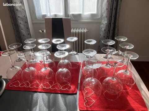 
Verres  pieds 15 Guret (23)