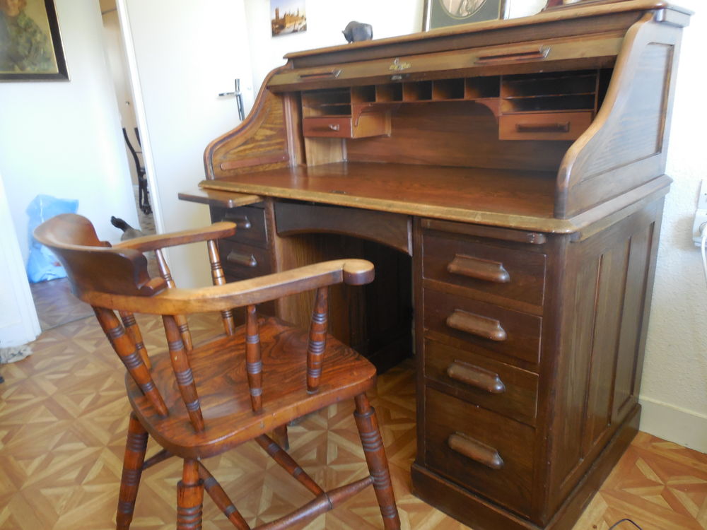 BUREAU ANGLAIS CIRCA 1900 Meubles