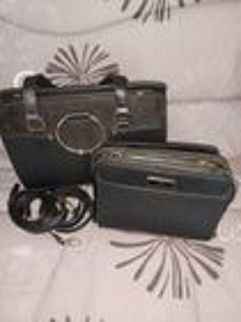 Deux sacs � main 30 Caen (14)