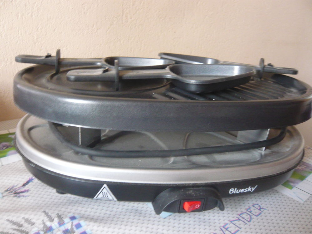 APPAREIL RACLETTE Electroménager