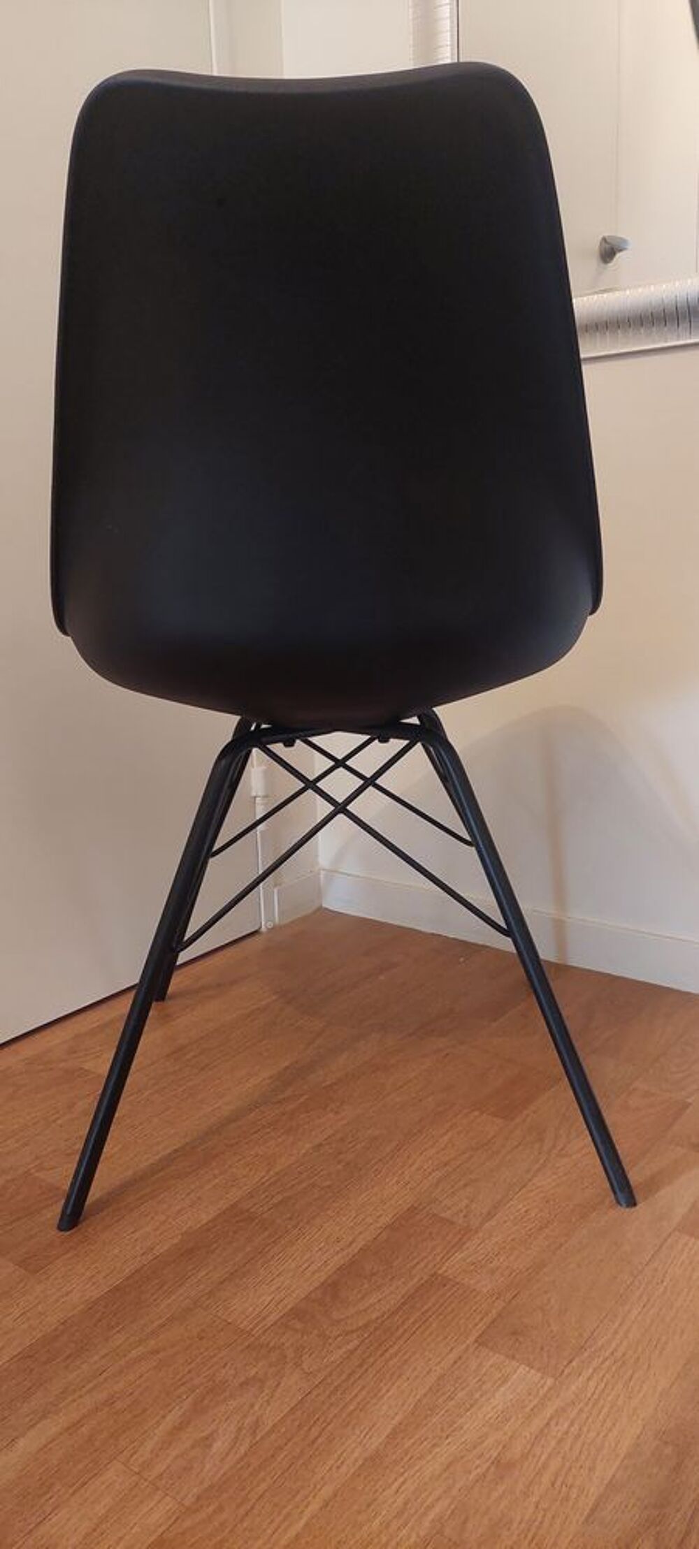 Lot de 5 chaises coque Meubles