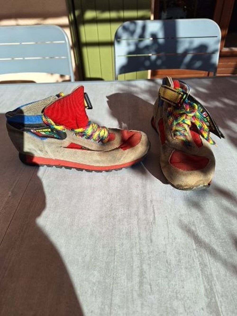 chaussures de marche 38 bon &eacute;tat Chaussures