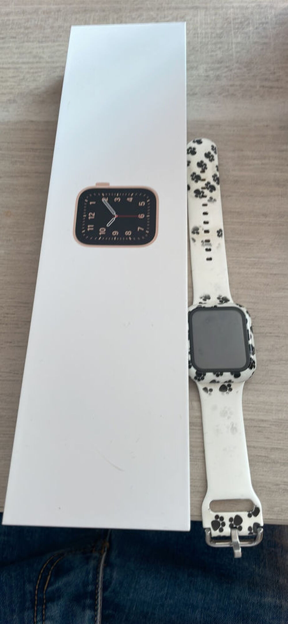 Montre Apple SE rose Bijoux et montres