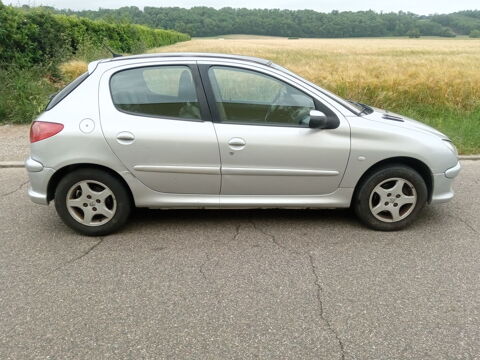 Peugeot 206 2004 occasion Lyon 69008