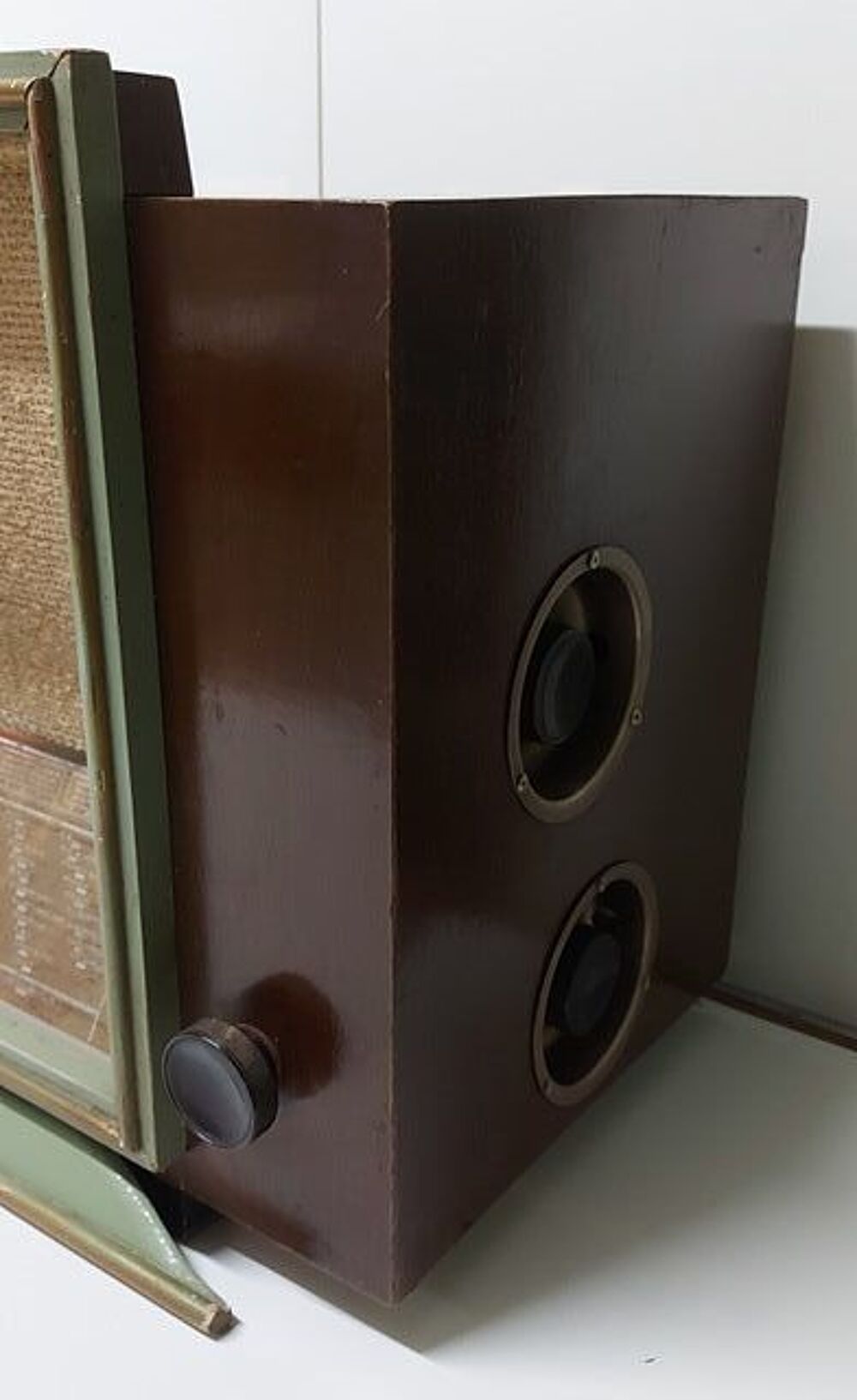 Poste de Radio &agrave; lampes MARCONI 67 ( 647 ) de 1948 Décoration
