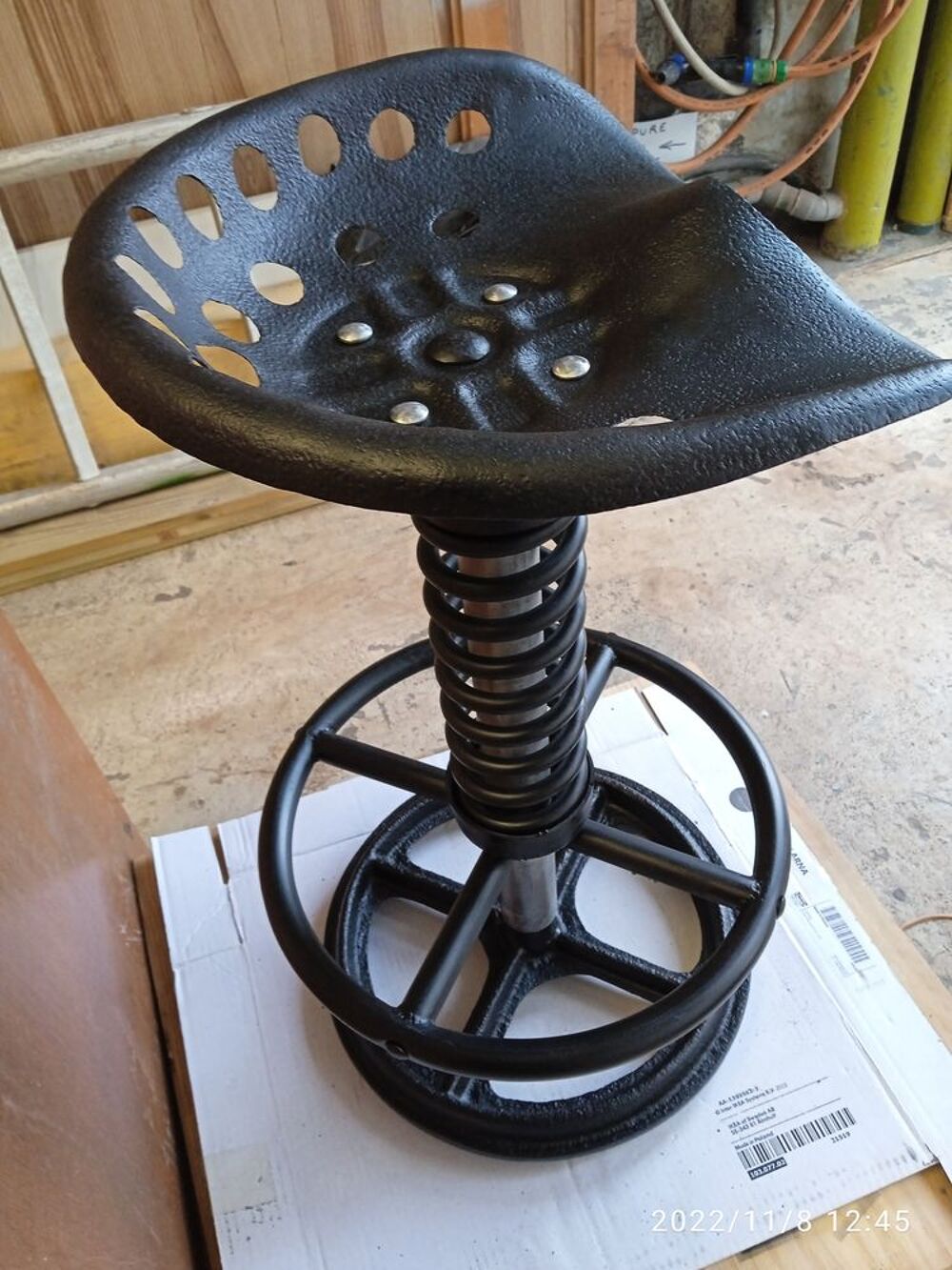 TABOURET DE BAR Meubles