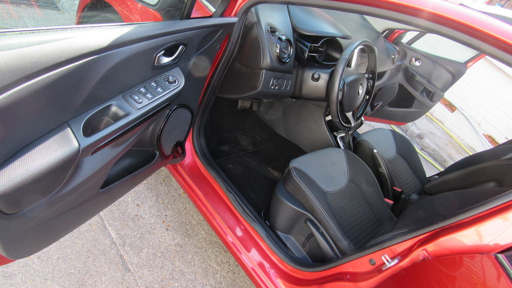 Clio IV Estate Clio Estate IV TCe 120 Intens EDC 2015 occasion 94500 Champigny-sur-Marne