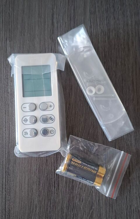 T�l�commande SLIM blanche 16 Saint-Quentin (02)