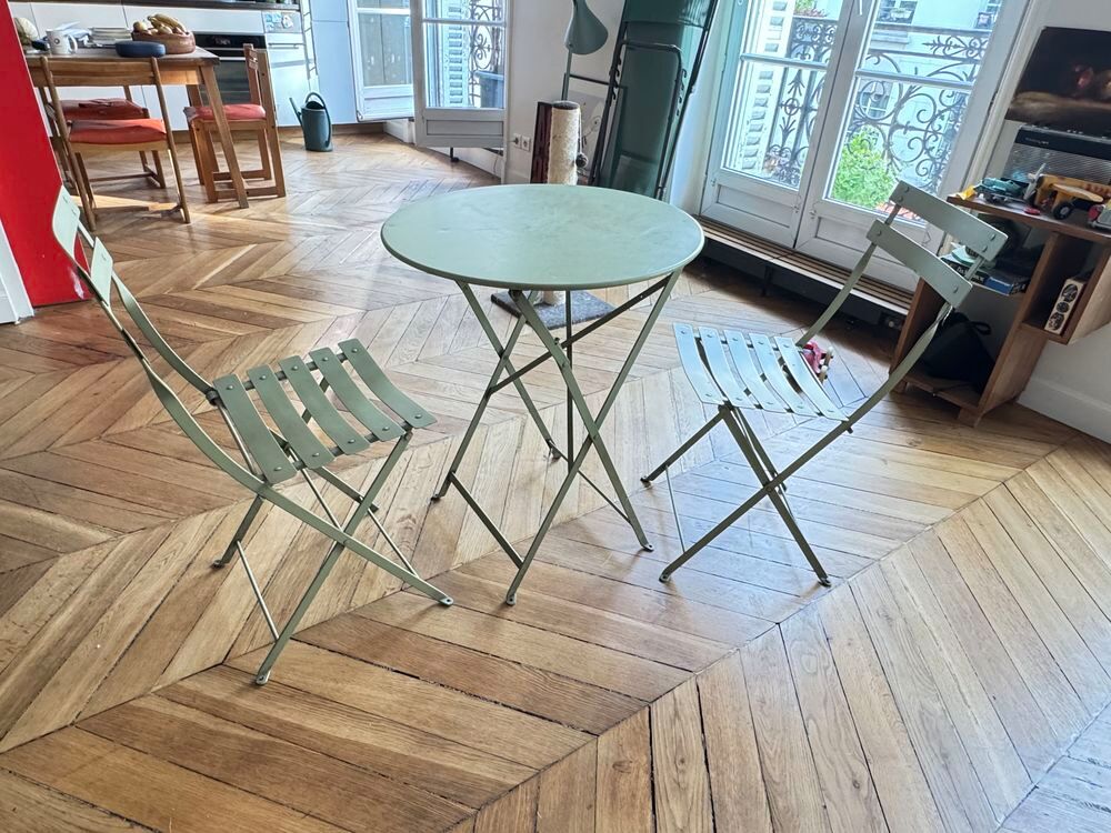 Ensemble Fermob Bistro €" table ronde + 2 chaises (balcon/terrasse) Meubles
