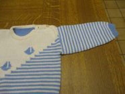 Pull marin blanc raye bleu fait main 6 mois 0 M�rignies (59)