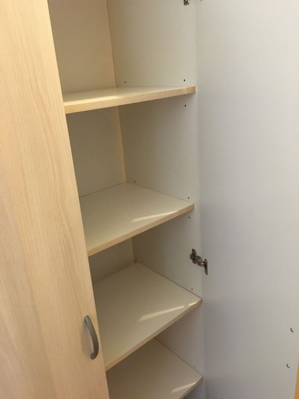 Armoire, ETAT NEUVE Meubles