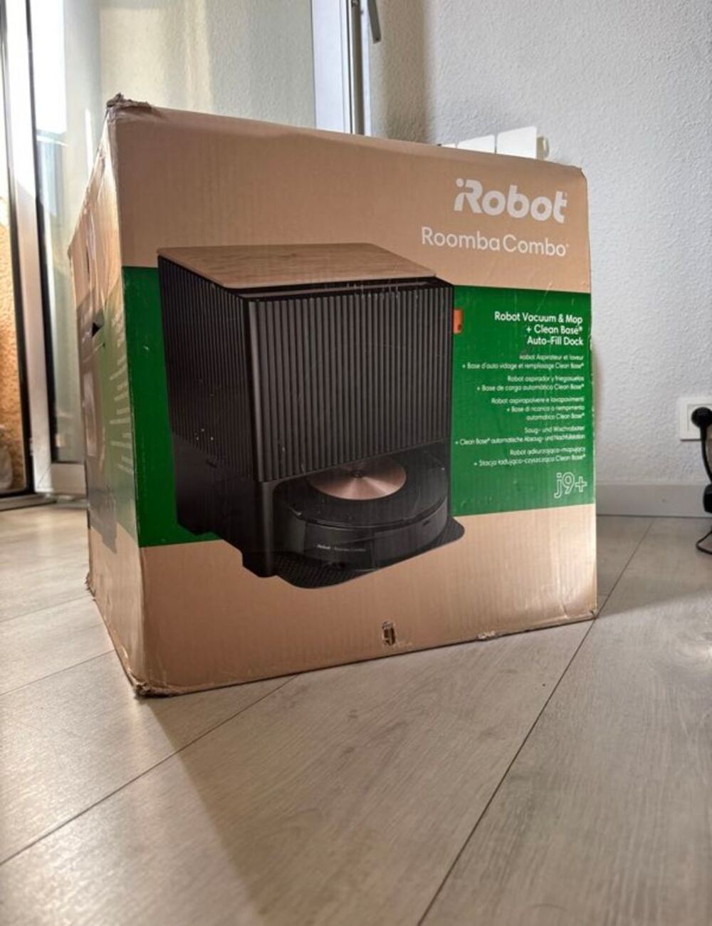 Aspirateur laveur rommba combo j9+ Electroménager