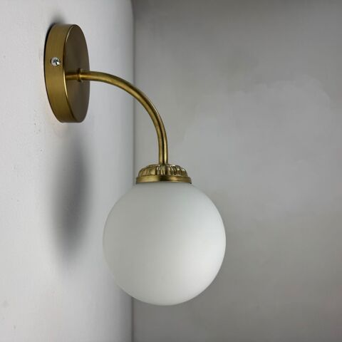 ANCIENNE APPLIQUE EN OPALINE VINTAGE 65 Lille (59)
