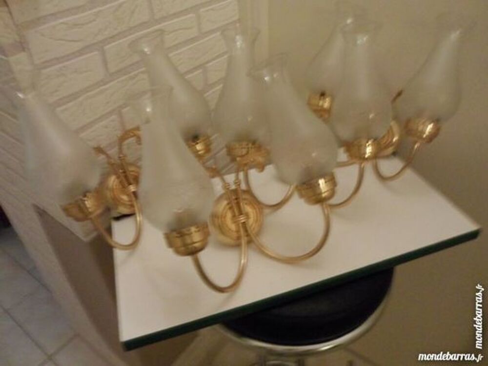 4 APPLIQUES DOUBLE EN METAL DORE ET VERRE CRISTAL Meubles