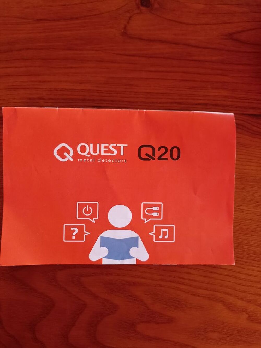 detecteur metaux quest 20 peu servi Photos/Video/TV