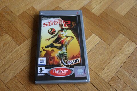Jeu PSP Fifa Street 2 (AS) 8 Tours (37)