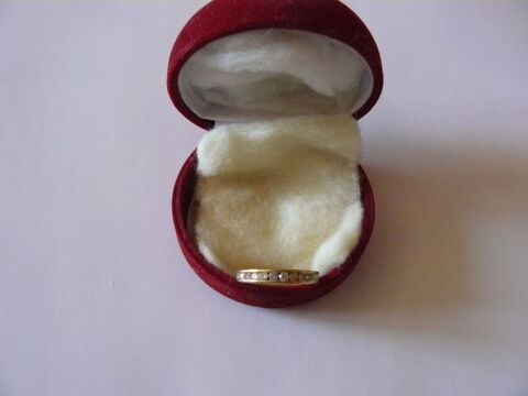 bague or et diamants 1000 Saint-Germain-sur-�cole (77)