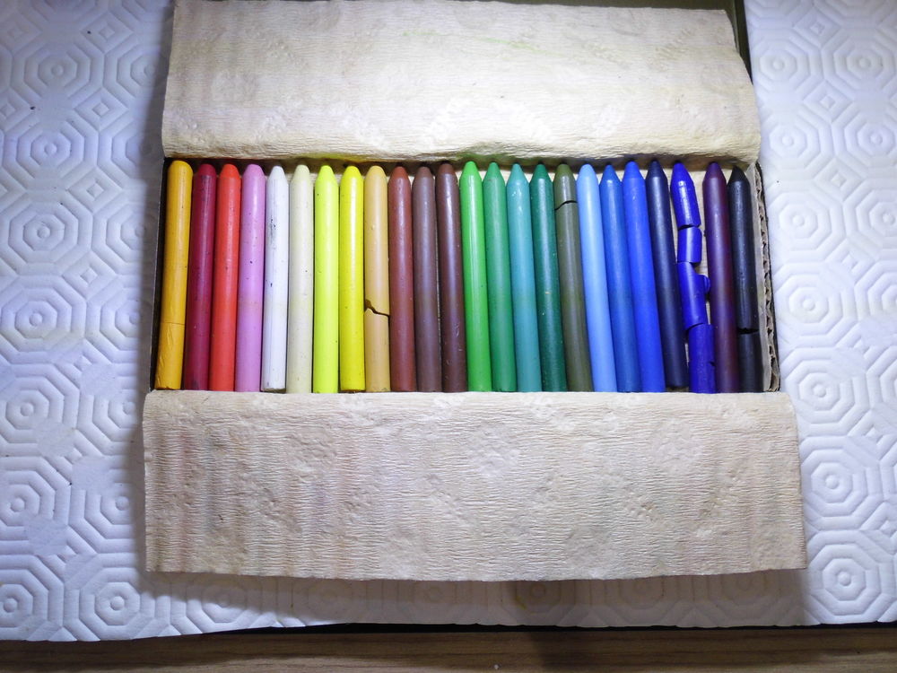 Crayons pastel PELIKAN boite m&eacute;tal dessin aquarelle 