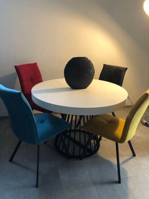 Table de salle  manger 4  12 couverts avec des 4 chaises 550 Villeneuve-ls-Avignon (30)