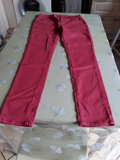 Vetements femme T36/38 2 Faches-Thumesnil (59)