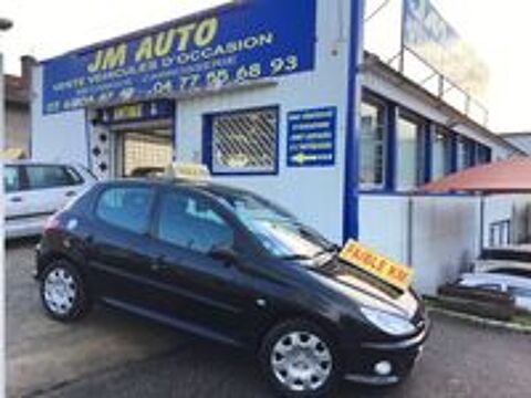 206 1.6e 16v Trendy 2006 occasion 42700 Firminy