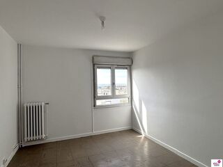  Appartement � vendre 4 pi�ces 80 m�