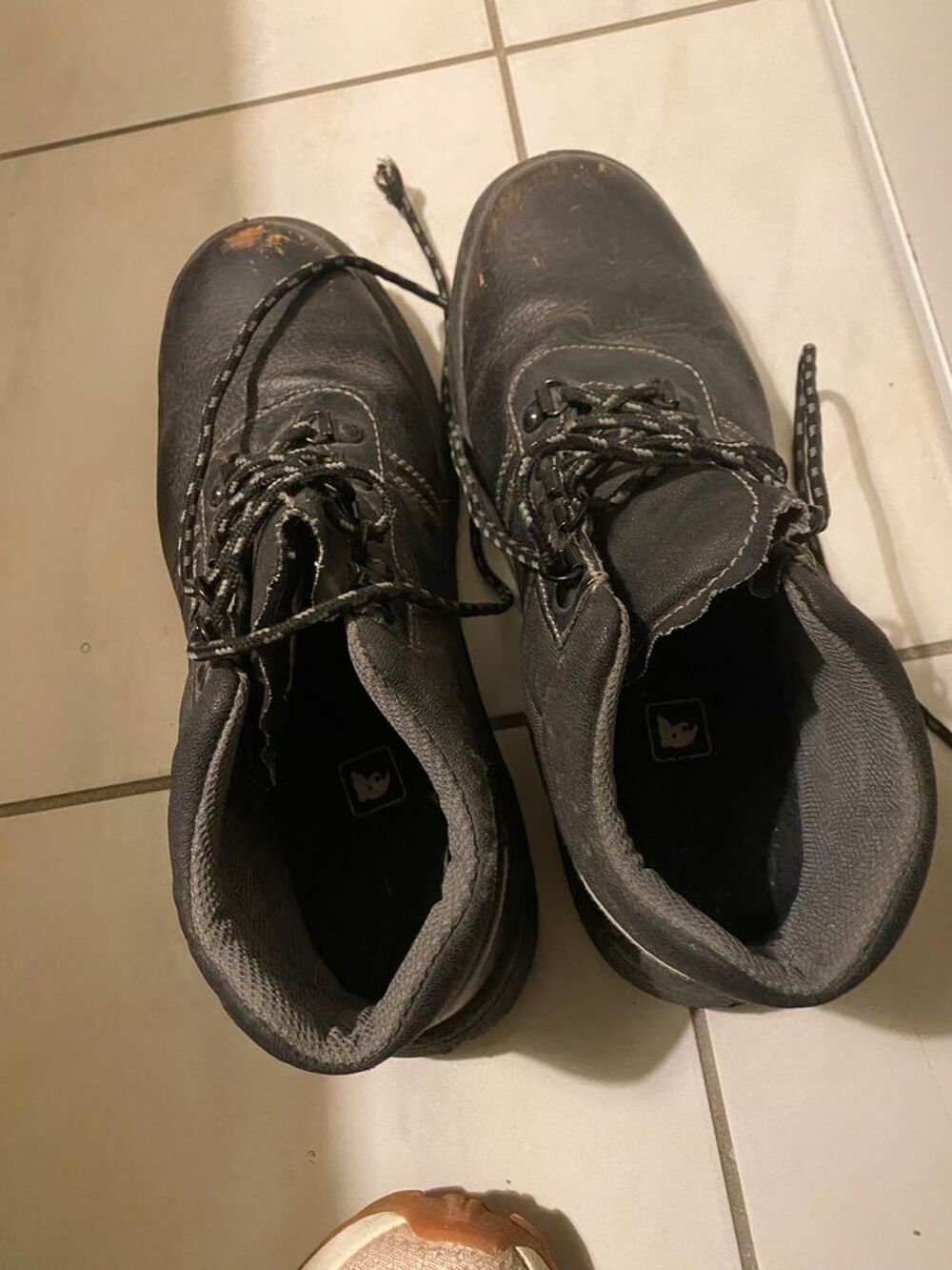 Chaussures s&eacute;curit&eacute; Chaussures