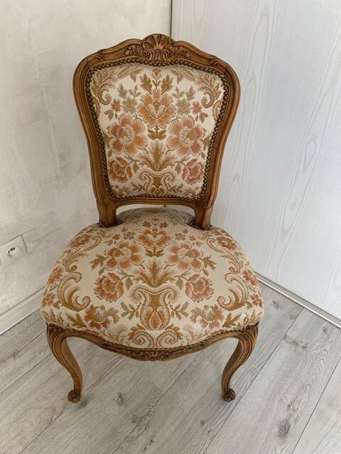 Jolie Chaise de style 100 Toul (54)
