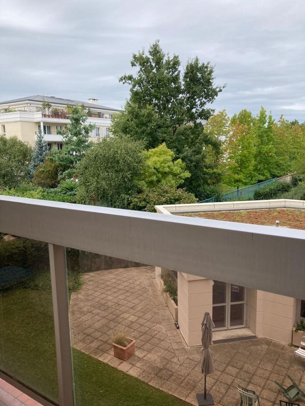 Location Appartement STUDIO DE 32m2 EN - RESIDENCE SERVICES SENIORS Rueil-malmaison