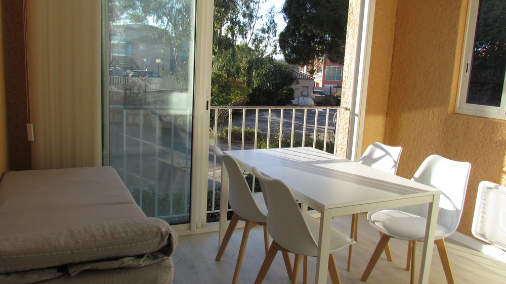   Appartement 33 m2 à 150 m de la mer Provence-Alpes-Côte d'Azur, La Londe-les-Maures (83250)