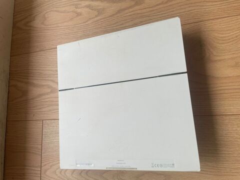Console Sony PlayStation 4 (PS4) Paris 15 (75)