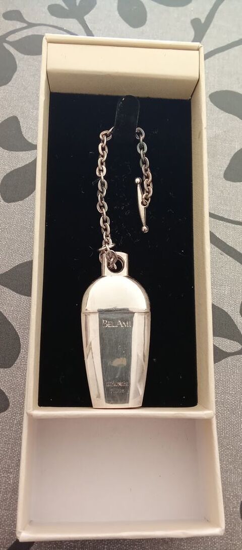 Porte cl� et o� diffuseur de parfum Nice (06)