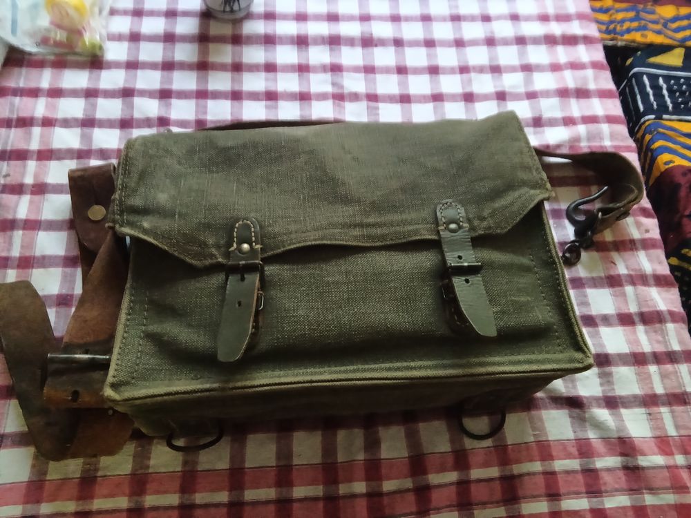 Sacoche militaire Maroquinerie