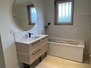  Maison à louer 8 pièces 133 m² Mont-saint-aignan