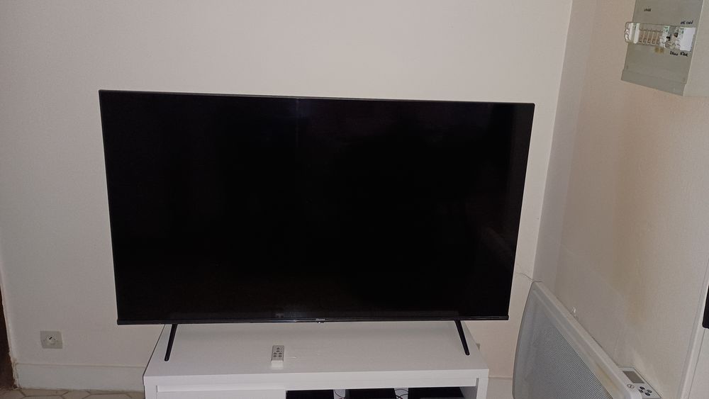 TV HISENSE 4K UHD Photos/Video/TV