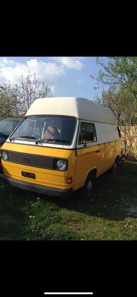 VOLKSWAGEN Voiture  occasion Pierre-B&eacute;nite 69310