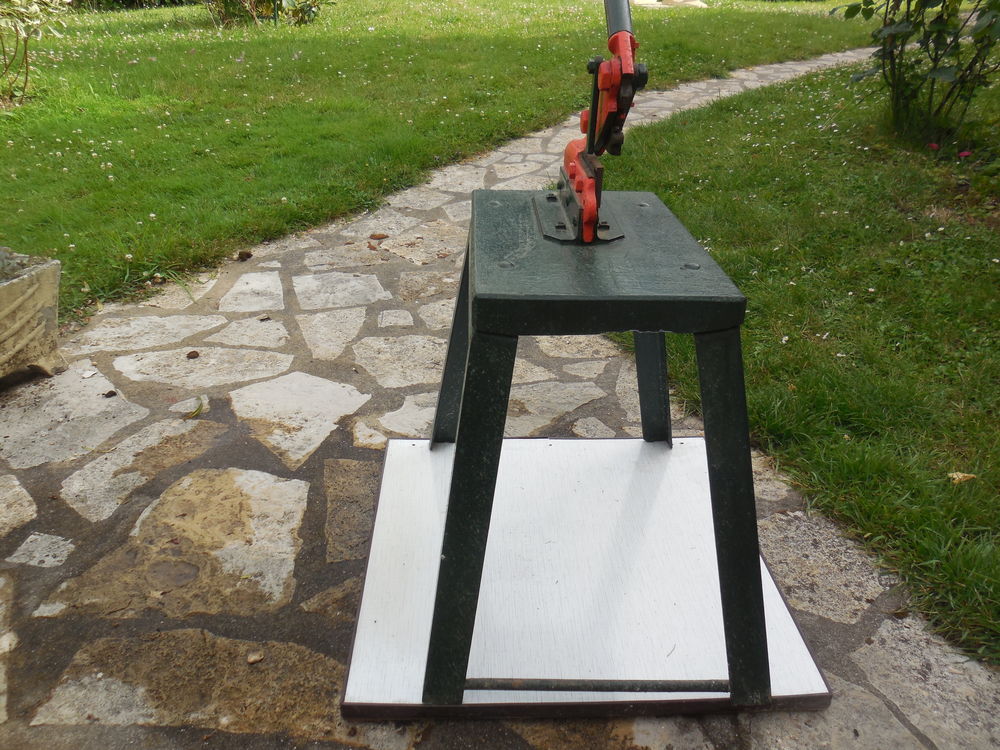 CISAILLE A LEVIER ANCIENNE. Bricolage