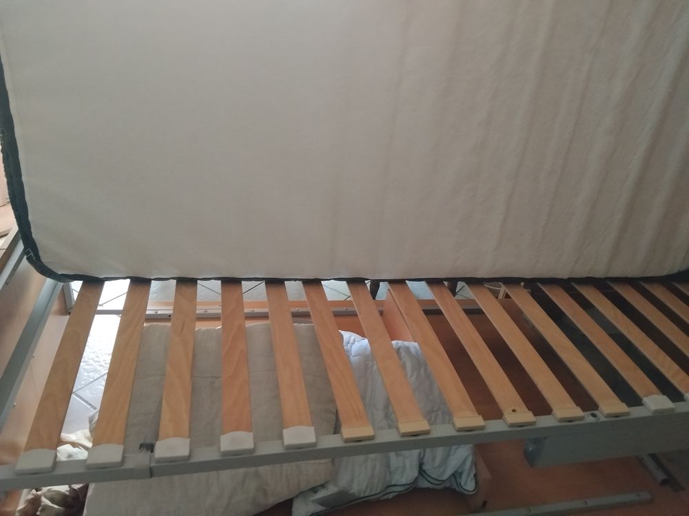2 LITS ESCAMOTABLES +MEUBLE DE RANGEMENT ASSORTI EN 3 PIECES Meubles