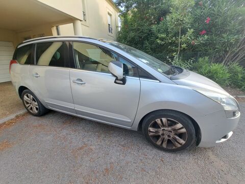 Peugeot 5008 1.6 e-HDi 112ch FAP BMP6 BLUE LION Activ