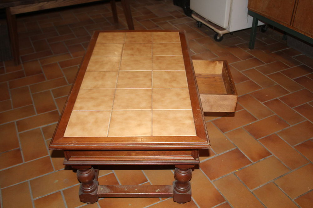 TABLE DE SALON Meubles