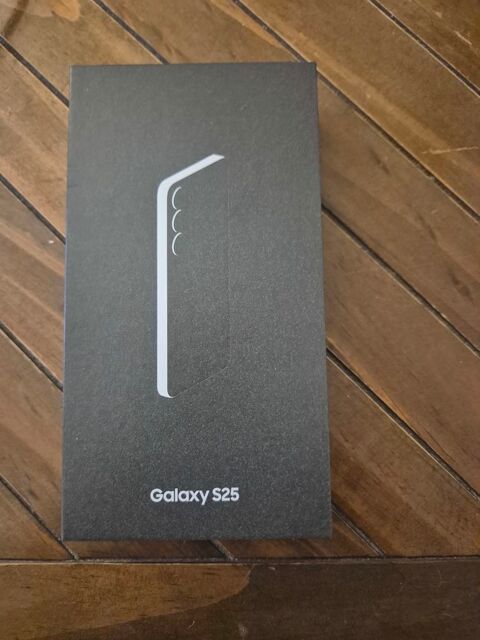 Samsung Galaxy S25 256GB 680 Paris 15 (75)